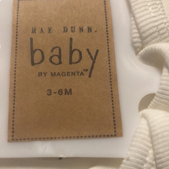 🆕💕3pcs RAE DUNN onesies.100% cotton 3-6M/ 6-9M - Picture 5 of 6